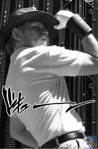 《X战警:黑凤凰》全员集结新海报 变种人琴·葛蕾黑化爆发_完美世界竞技平台官网(图1) 完美世界竞技平台官网